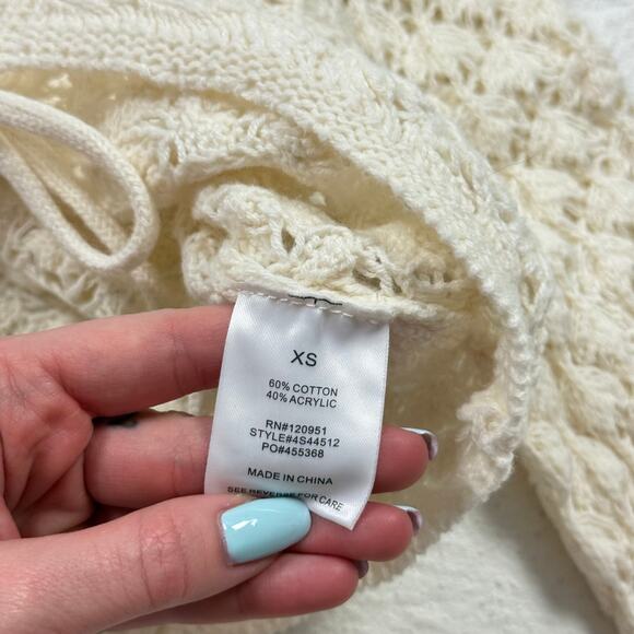 Pink Rose Cream White Crochet Tie Front Shrug Cardigan Sweater, Size XS - Picture 5 of 6